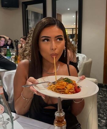 Full leaked Ovsieeee page private onlyfans photo