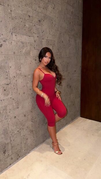 Full leaked Ovsieeee page private onlyfans photo