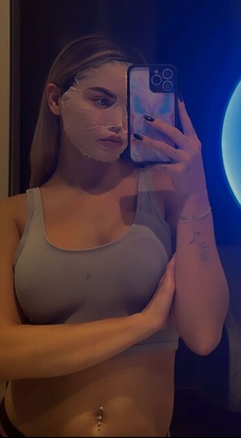 Full leaked Paris berelc page private onlyfans photo