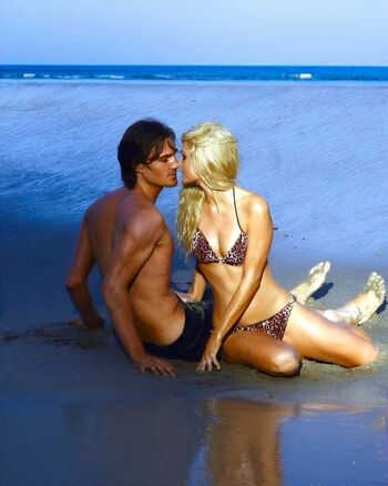Full leaked Paris hilton page private onlyfans photo