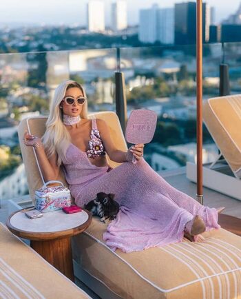 Full leaked Paris hilton page private onlyfans photo