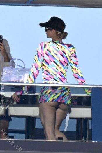 Full leaked Paris hilton page private onlyfans photo
