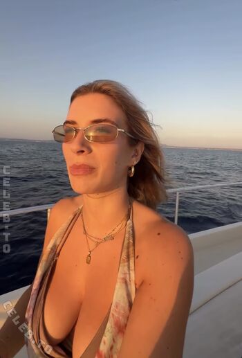 Full leaked Paula doeringer page private onlyfans photo