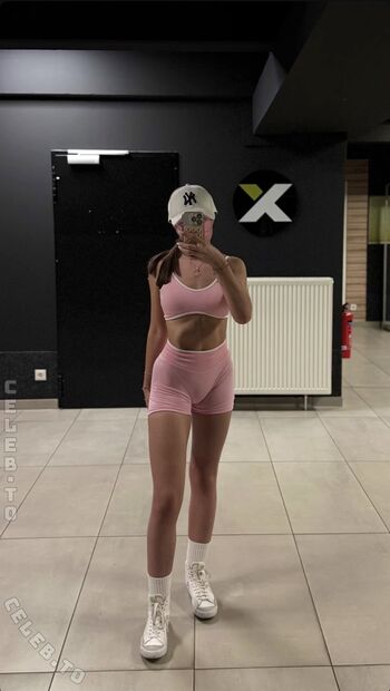 Full leaked Paula hfa page private onlyfans photo