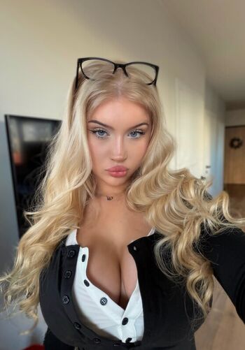 Full leaked Pavoxy page private onlyfans photo