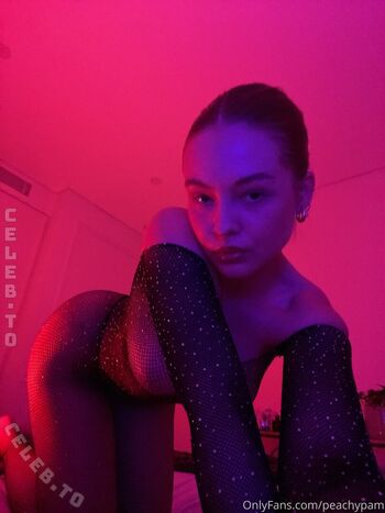 Full leaked Peachypam private onlyfans photo