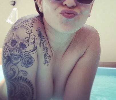 Full leaked Peitudas  page private onlyfans photo