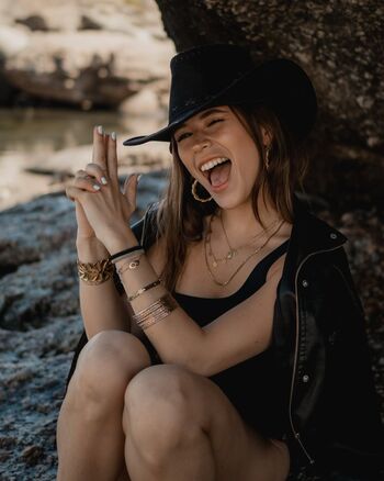 Full leaked Perrine secret story page private onlyfans photo