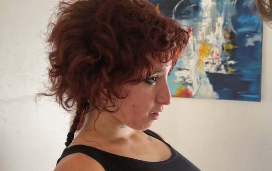 Full leaked Petiterousse private onlyfans photo