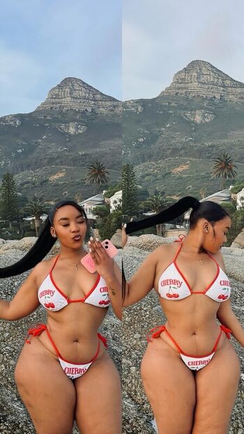Full leaked Phobbicclwethu page private onlyfans photo