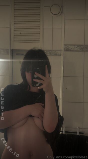 Full leaked Pixelblaze private onlyfans photo