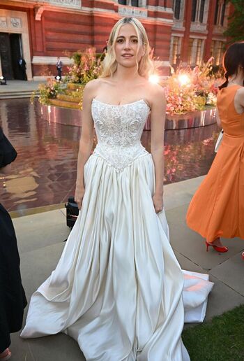 Full leaked Pixie lott  page private onlyfans photo