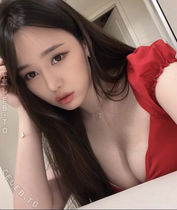 Full leaked Aainx/ private onlyfans photo