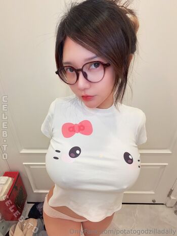 Full leaked Potato godzilla page private onlyfans photo
