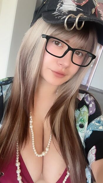 Full leaked Punk macarroni page private onlyfans photo