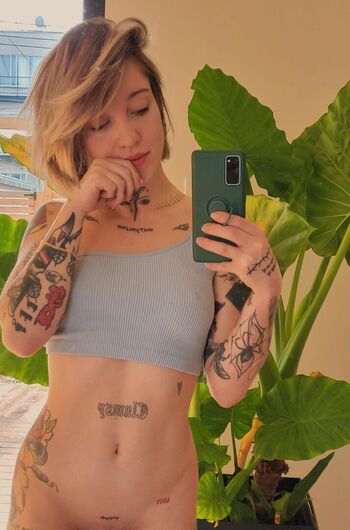 Full leaked Pupilles private onlyfans photo