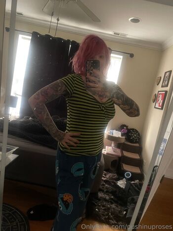 Full leaked Pushinguproses page private onlyfans photo