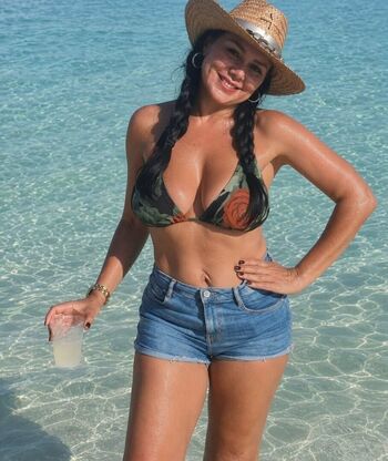 Full leaked Rania youssef private onlyfans photo
