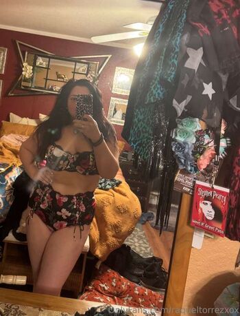 Full leaked Raquel torrez private onlyfans photo