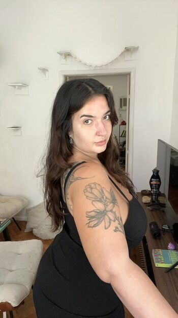 Full leaked Raquel page private onlyfans photo