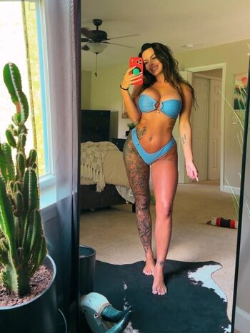 Full leaked Rayn ravyn private onlyfans photo