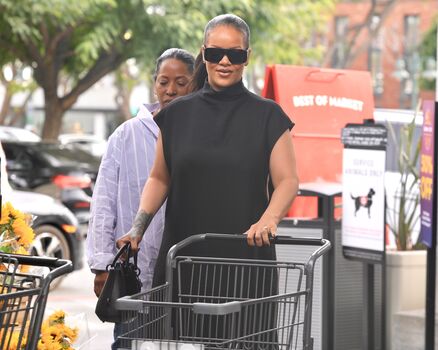 Full leaked Rihanna  page private onlyfans photo