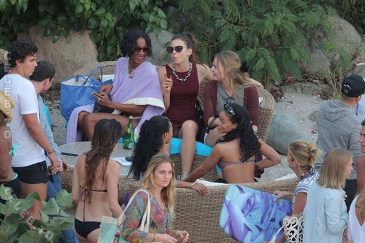 Full leaked Rihanna page private onlyfans photo
