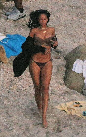 Full leaked Rihanna private onlyfans photo