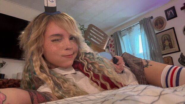 Full leaked Rottedbrainz private onlyfans photo