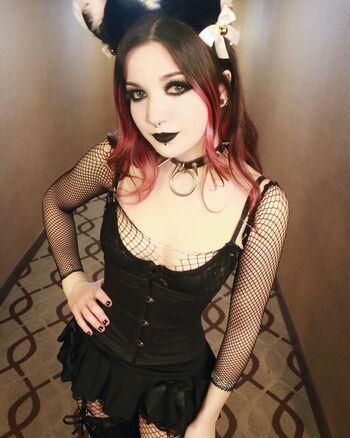 Full leaked Rottedgoth page private onlyfans photo
