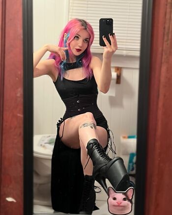 Full leaked Rottedgoth page private onlyfans photo