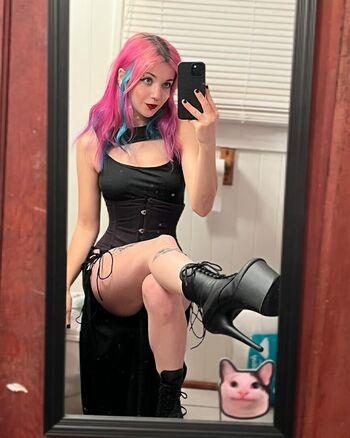 Full leaked Rottedgoth page private onlyfans photo