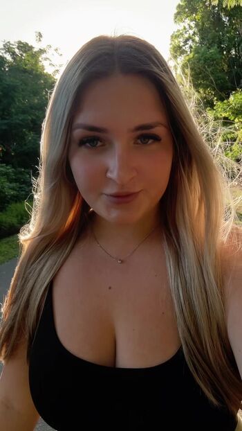 Full leaked Roxie ride private onlyfans photo