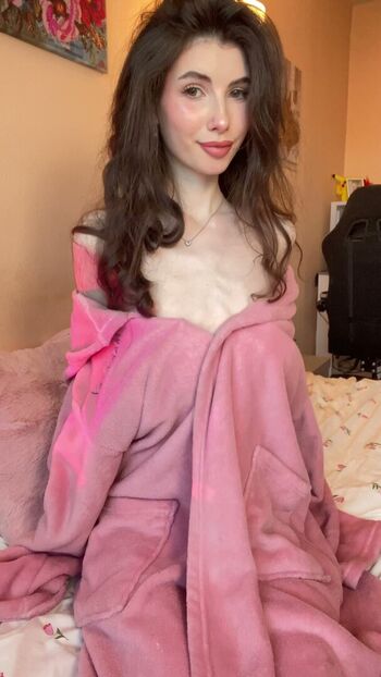 Full leaked Roxyslowburn private onlyfans photo