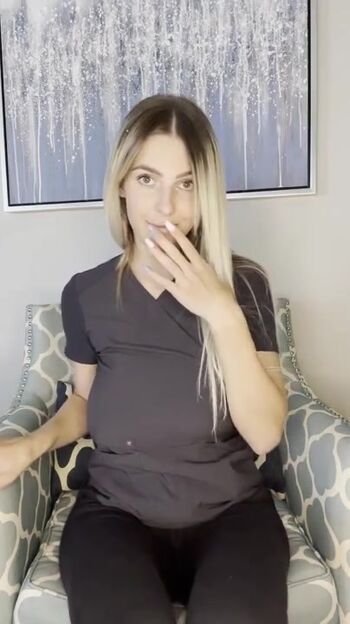 Full leaked Roxystylezz private onlyfans photo