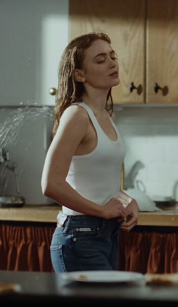 Full leaked Sadie sink page private onlyfans photo