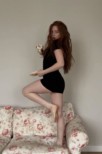 Full leaked Sadie sink page private onlyfans photo