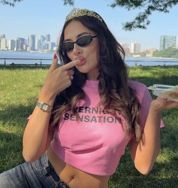 Full leaked Saffron barker page private onlyfans photo