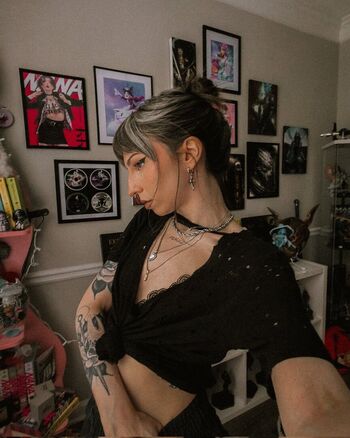 Full leaked Sailorbeeee page private onlyfans photo