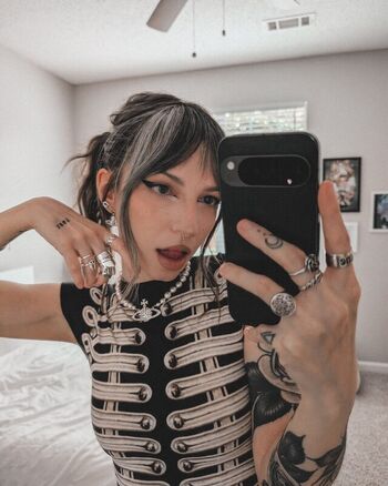 Full leaked Sailorbeeee page private onlyfans photo