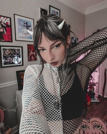 Full leaked Sailorbeeee page private onlyfans photo