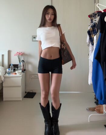 Full leaked Sally lee private onlyfans photo