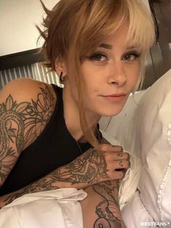 Full leaked Sallydinosaur private onlyfans photo