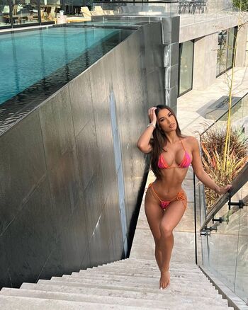 Full leaked Samantha rayner page private onlyfans photo