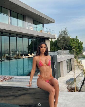 Full leaked Samantha rayner page private onlyfans photo