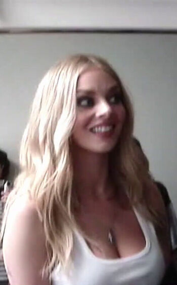 Full leaked Samara weaving page private onlyfans photo