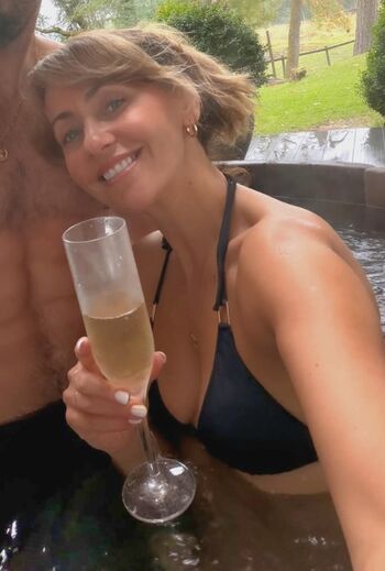Full leaked Samia ghadie private onlyfans photo