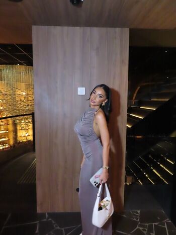 Full leaked Samira noureddine page private onlyfans photo