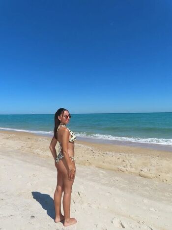 Full leaked Samira noureddine page private onlyfans photo