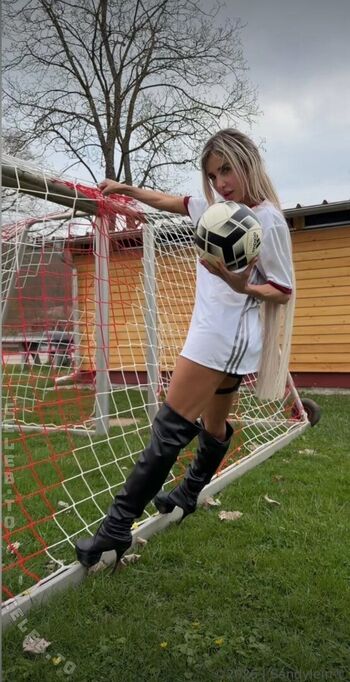 Full leaked Sandylein  page private onlyfans photo